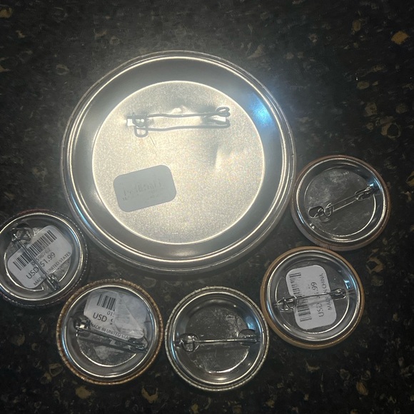 Kids Fun Button Pin Set - Multicolor - Picture 8 of 9